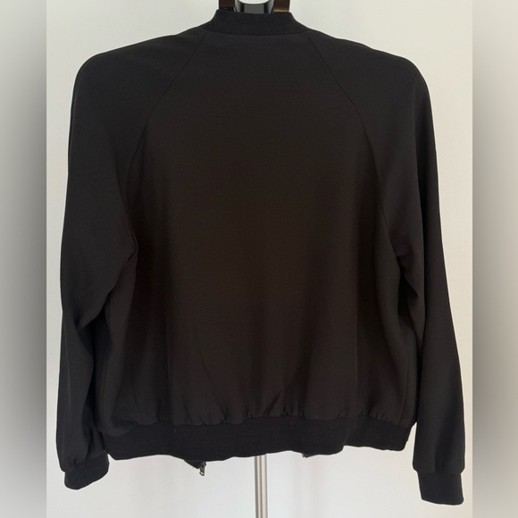 Roz & Ali Black Floral Embroidered Bomber Jacket | Size Large | Chic & Trendy - Picture 3 of 5